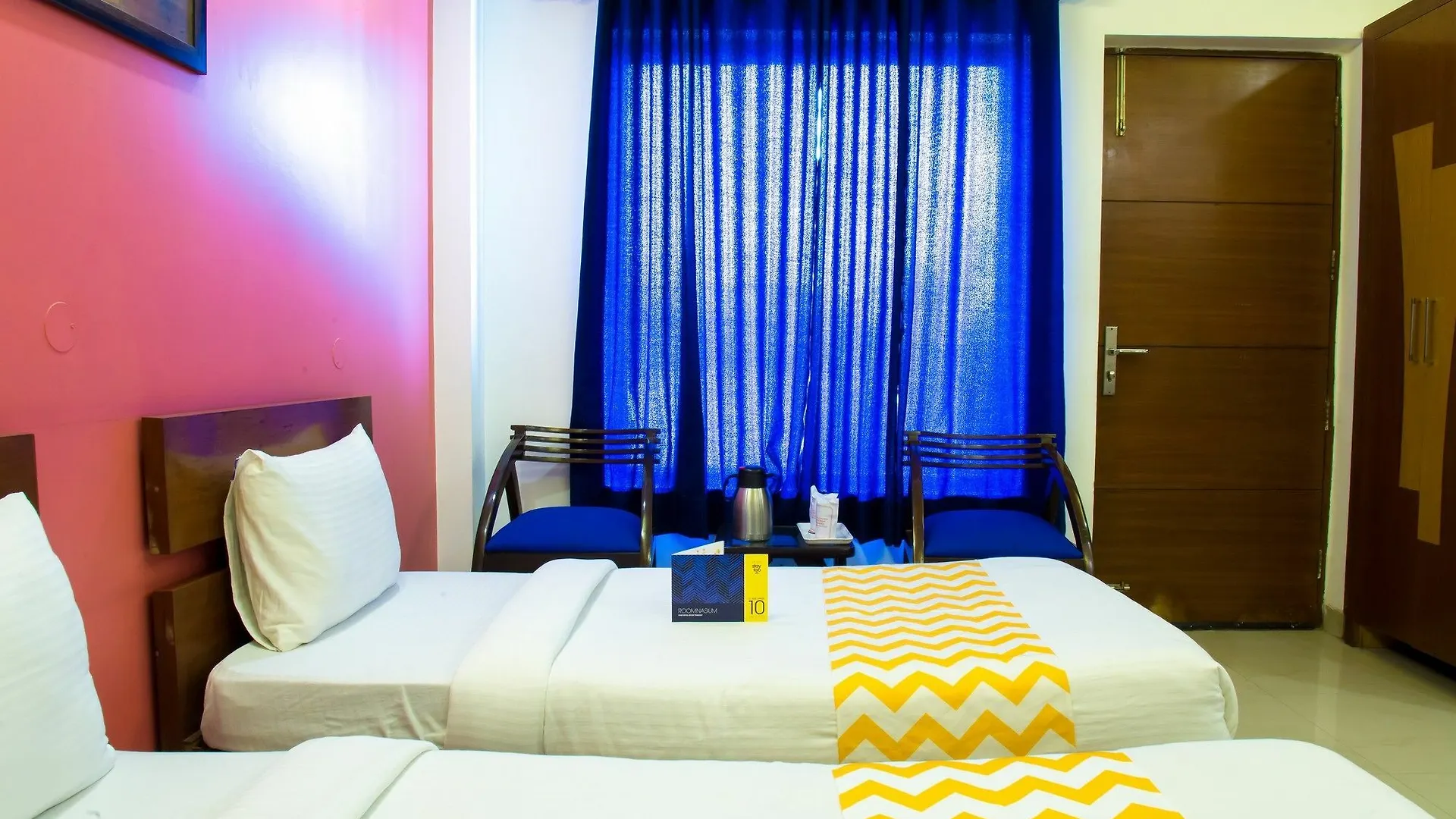 Hotel Fabhotel The Residency Dlf Galleria Gurgaon